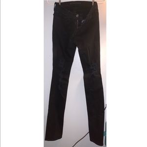 Black Destroyed Jeans